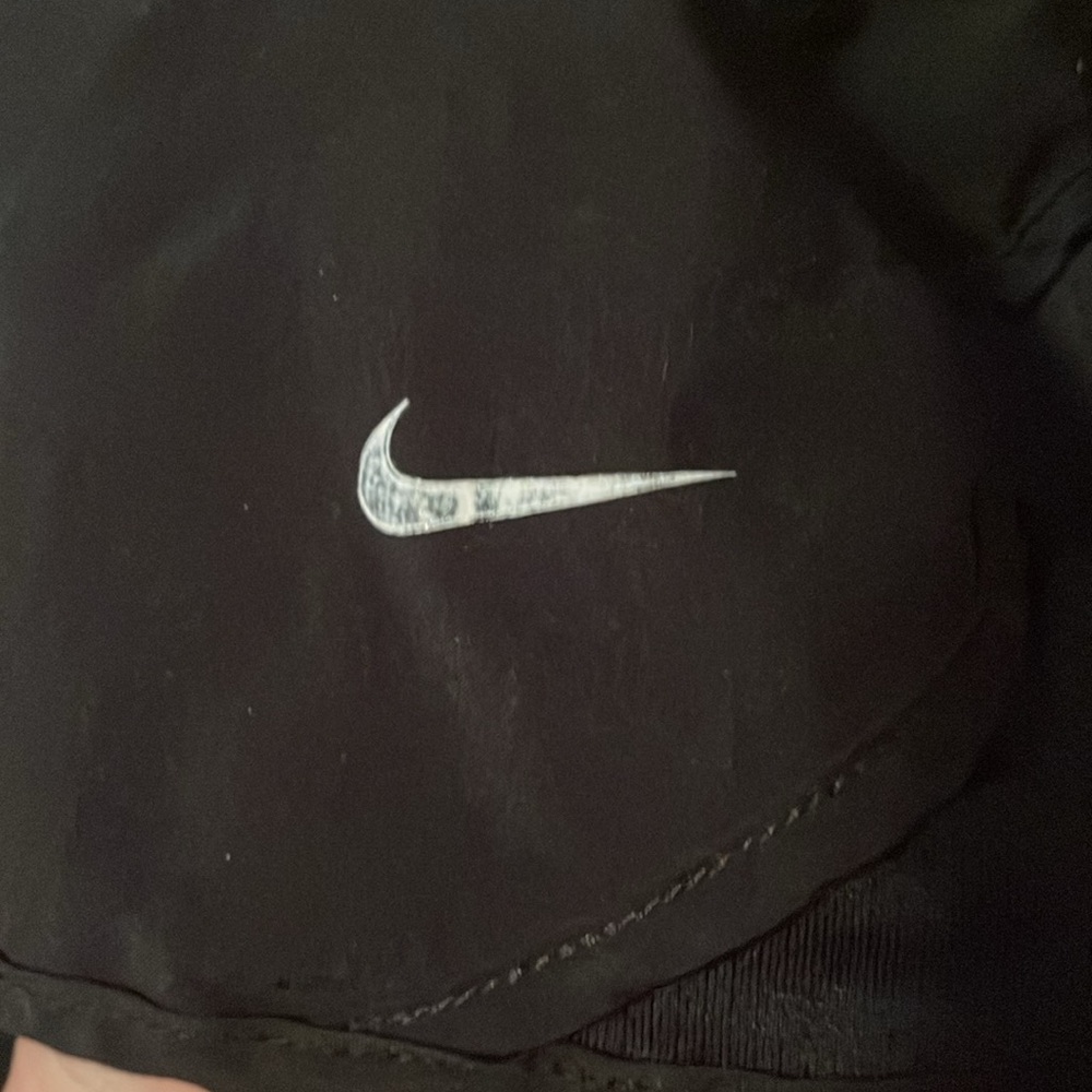 Nike Women's Black Athletic Shorts - Picture 3 of 4